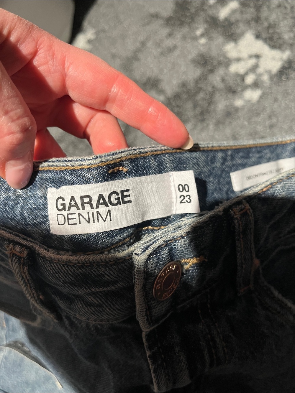 Garage Relaxed Wide-Leg Jeans in Blue Denim - Picture 2 of 6